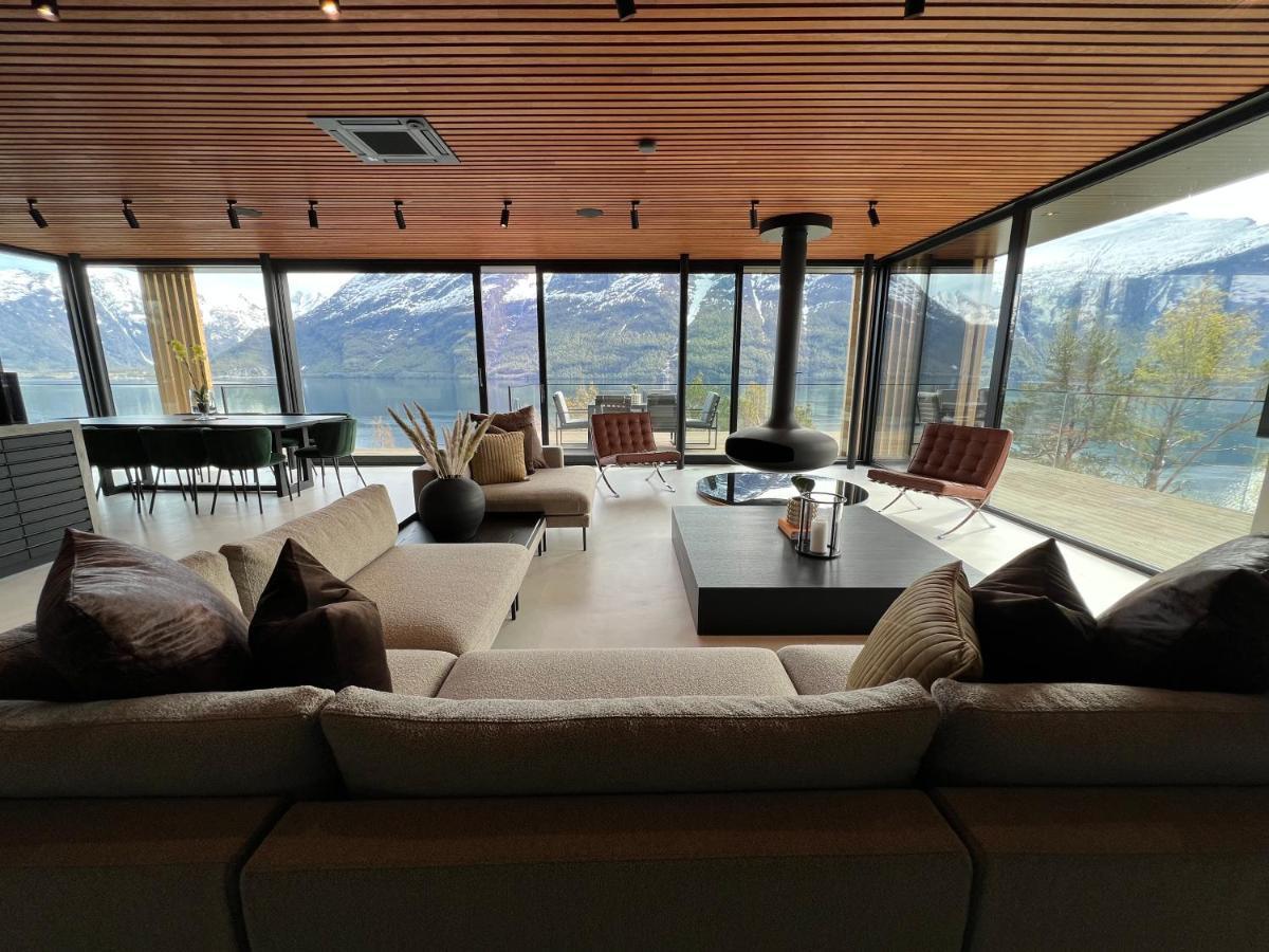 Villa Kristina / Andalsnes Torvik 外观 照片
