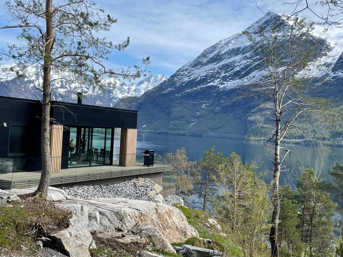 Villa Kristina / Andalsnes Torvik 外观 照片