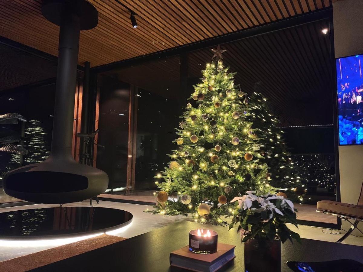 Villa Kristina / Andalsnes Torvik 外观 照片