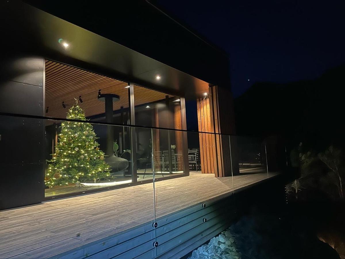 Villa Kristina / Andalsnes Torvik 外观 照片