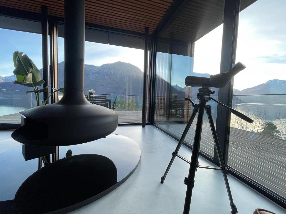 Villa Kristina / Andalsnes Torvik 外观 照片