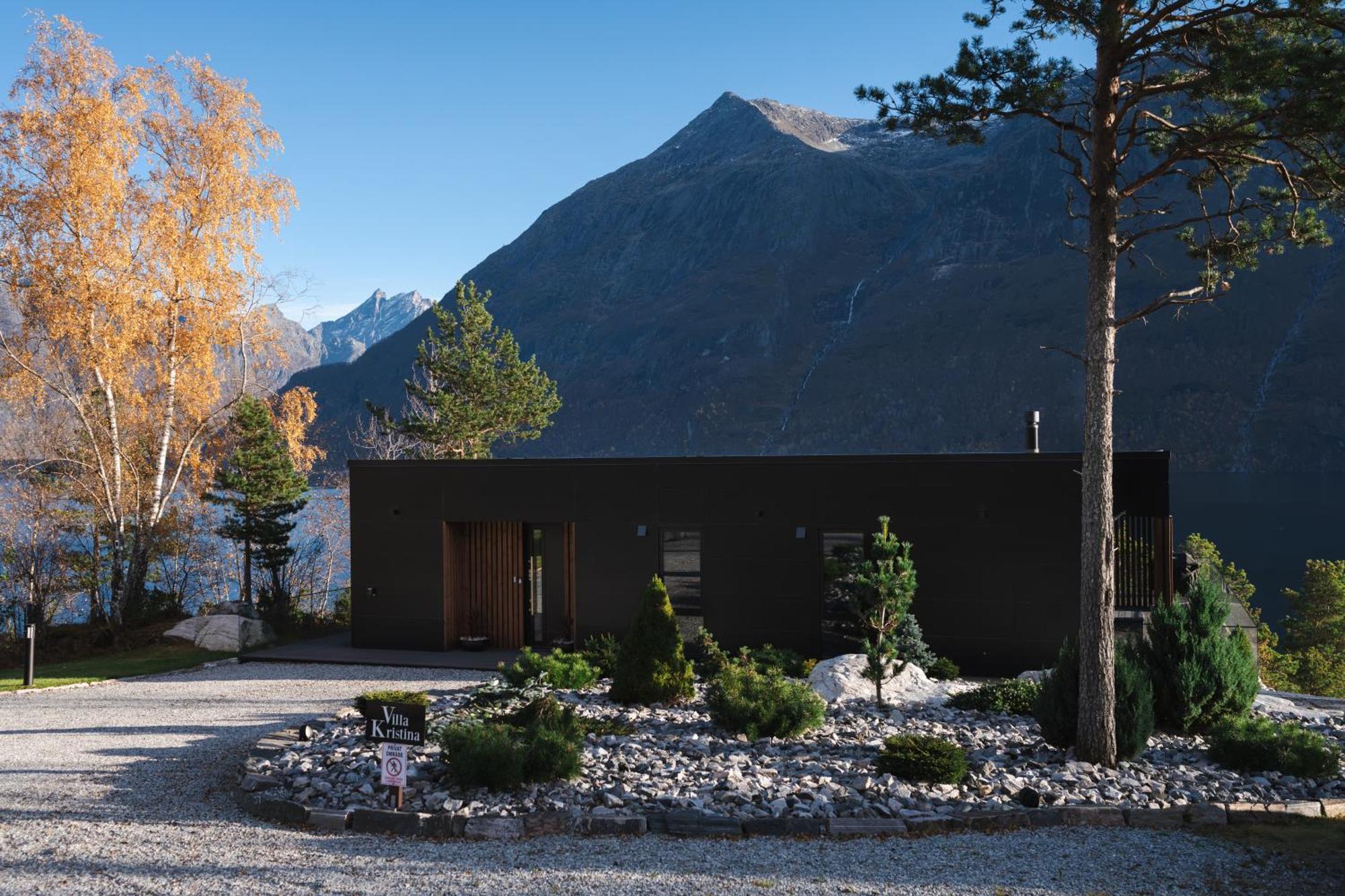 Villa Kristina / Andalsnes Torvik 外观 照片